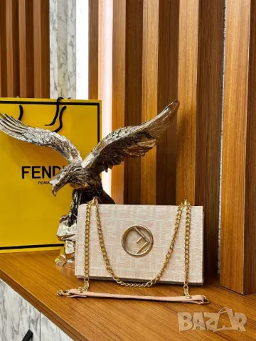 чанти fendi , снимка 2 - Чанти - 49158083