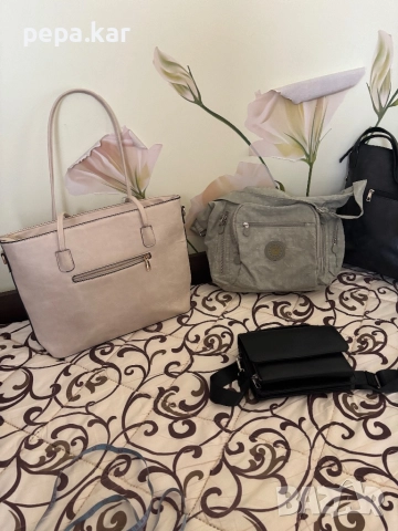 Дамски чанти , снимка 2 - Чанти - 52062449