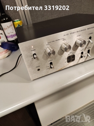 усилвател, снимка 2 - Ресийвъри, усилватели, смесителни пултове - 52140806