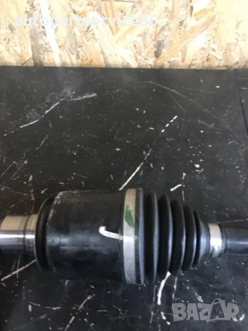 Преден задвижващ вал дясна страна за Mercedes ML KM W164 3.0 CDI (2010) 88000, снимка 2 - Части - 54164318