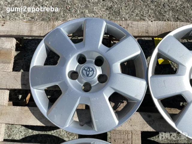 16 цола Тасове Toyota Corolla Verso 42602-0F010, снимка 4 - Аксесоари и консумативи - 49442088