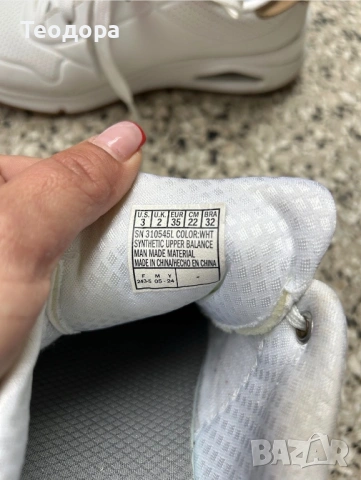 Дамски маратонки Skechers, снимка 3 - Маратонки - 54234811