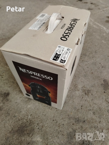 Nespresso кафе машина, снимка 7 - Кафемашини - 52708850
