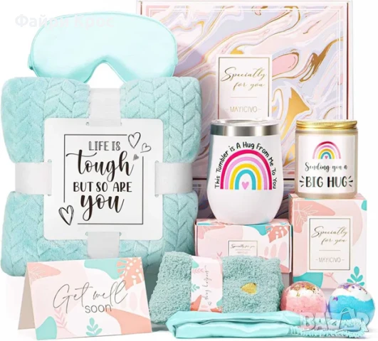 Подаръчен комплект за жена, 8 части, Идеая за подарък рожден ден, Одеяло, Чаша, Чорапи - Мента