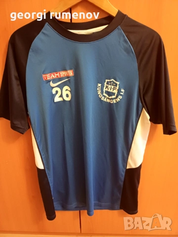 Футболна тениска на шведския отбор Kungsängens IF номер 26 Размер M
