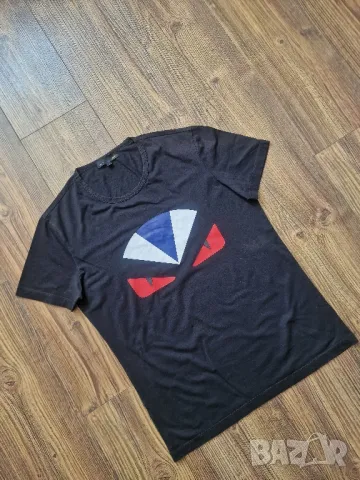 Страхотна мъжка тениска FENDI размер M, снимка 2 - Тениски - 49821591