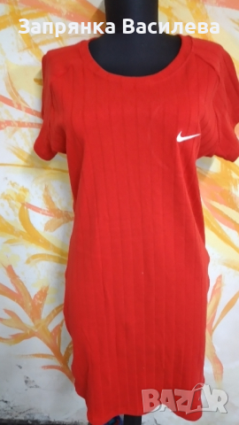 Спортни рокли Nike, снимка 1 - Рокли - 45005566