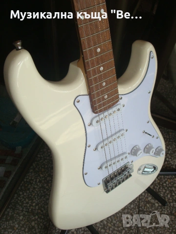 Електрическа китара, снимка 6 - Китари - 53857192