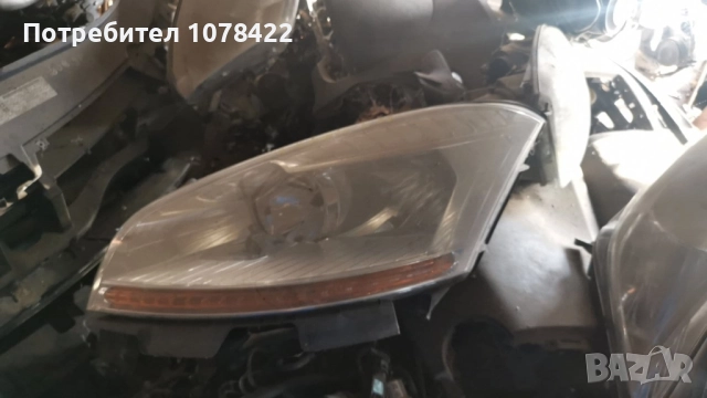 Продаааи фарове за Ситроен пикасо