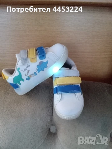 Детски боти и обувки-естествен велур и светещи маратонки , снимка 8 - Детски боти и ботуши - 51207235