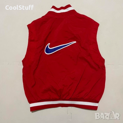 Дамски Спортен Елек Nike Vintage Размер M, снимка 4 - Якета - 54099188