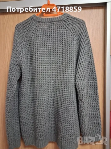 Мъжки пуловер PULL8BEAR, снимка 2 - Спортни дрехи, екипи - 54114243