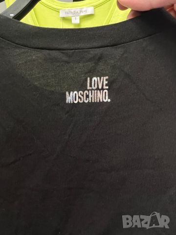 Тениски Love moschino 100% оригинал, снимка 4 - Тениски - 46814584