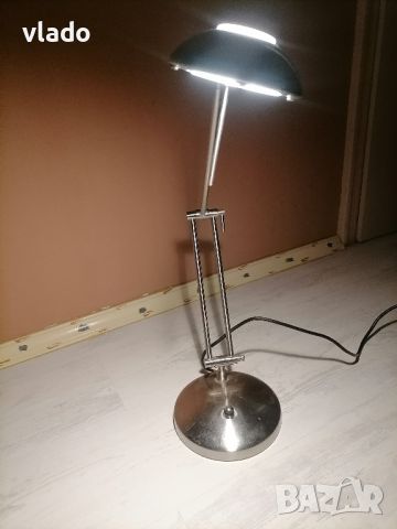 Дизайнерска настолна лампа с гъвкаво рамо димираща, снимка 2 - Настолни лампи - 45323497