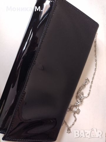 Дамска черна чанта, снимка 1 - Чанти - 45211363