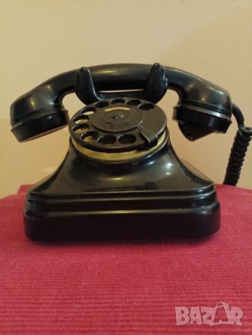 Стар бакелитена телефон Сименс, рогатка. 