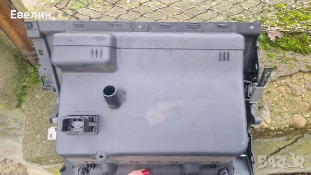 жабка VW Touran 2006г, снимка 5 - Части - 52866171