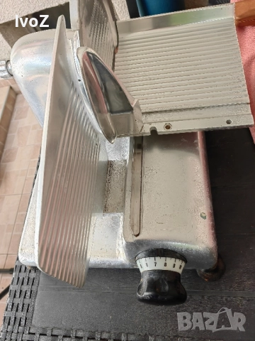 Продавам професионална кухненска машина за рязане, снимка 7 - Други - 51874941