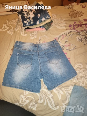 Къси дънки, снимка 2 - Дънки - 50493468