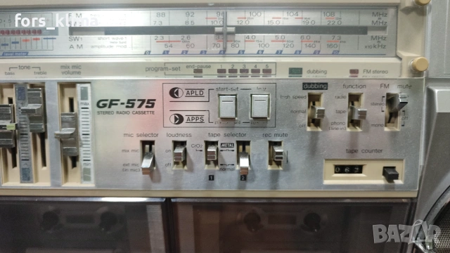 Sharp gf 575, снимка 2 - Радиокасетофони, транзистори - 53471198