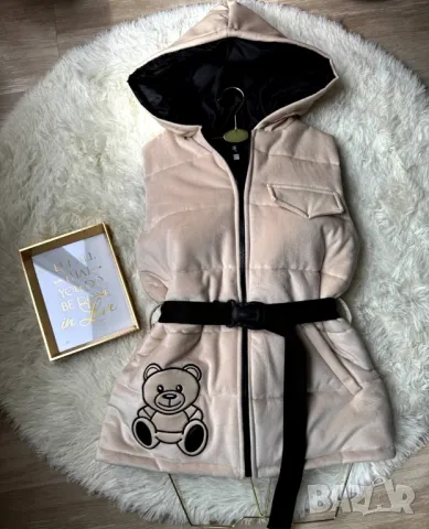 дамски елек с колан и качулка 