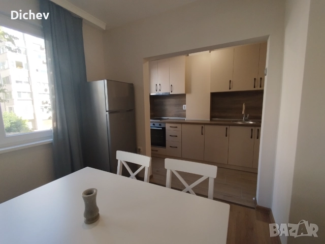 Давам тристаен с бокс, снимка 13 - Апартаменти - 51879464