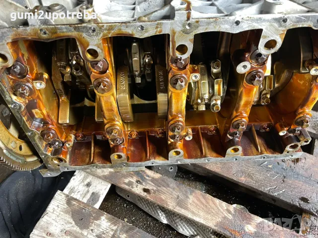 Двигателен Блок Бутала Колянов Вал 948101111CR Porsche Cayenne 957 4,8 V8, снимка 13 - Части - 49900373