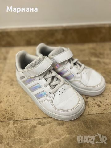 Детски маратонки Adidas, снимка 1 - Детски маратонки - 46214785