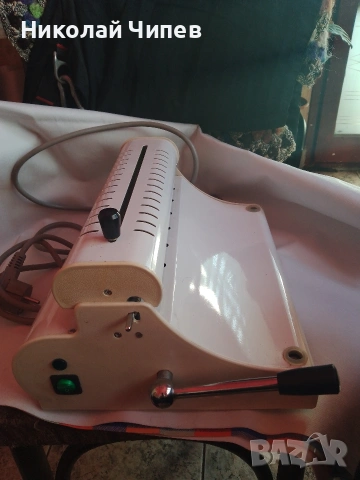 Продавам машина за лепене на найлонови торбички., снимка 3 - Други машини и части - 53665501