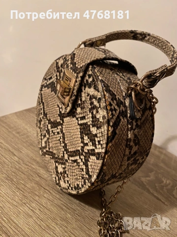 Стилна дамска чанта , снимка 2 - Чанти - 53865803