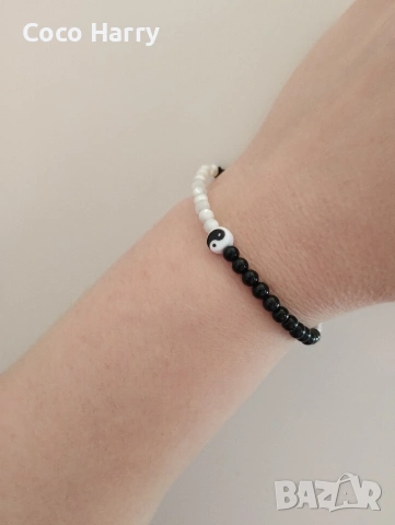 Гривна Ин Ян със седеф и черен оникс