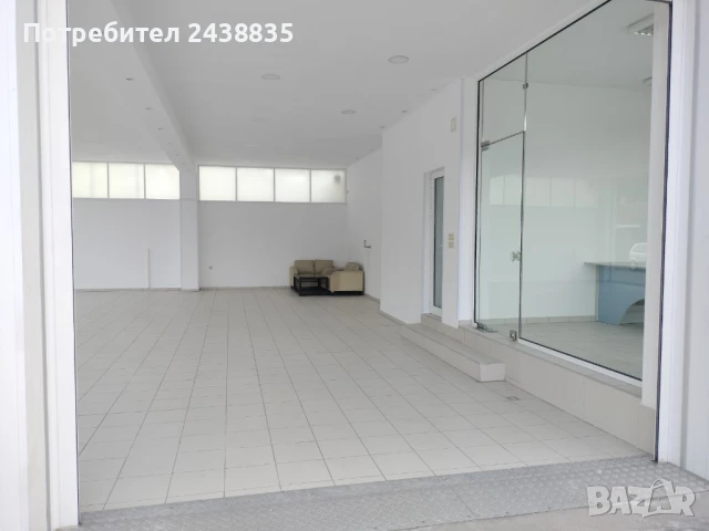 Помещение, подходящо за гараж за 5 броя автомобили , снимка 4 - Гаражи и паркоместа - 44615510