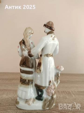 Порцеланова фигурка, Полонски порцеланов завод (СССР), снимка 2 - Колекции - 51760352