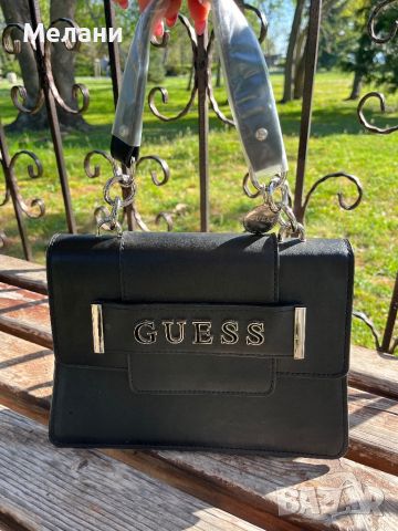 Нова дамска чанта Guess, снимка 2 - Чанти - 45210222