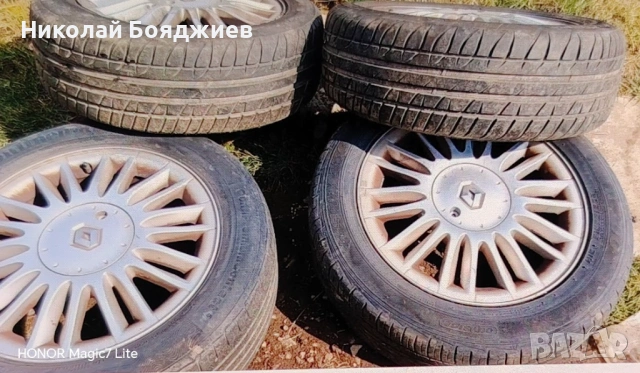 Продавам алуминиеви джанти с летни гуми 4 броя употребявани