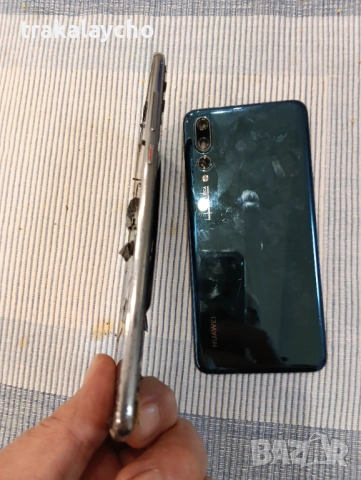 Huawei P20 pro за /на/ части, снимка 4 - Huawei - 53250065