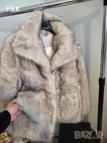 Пухкаво палто от еко косъм, снимка 3 - Палта, манта - 52371862