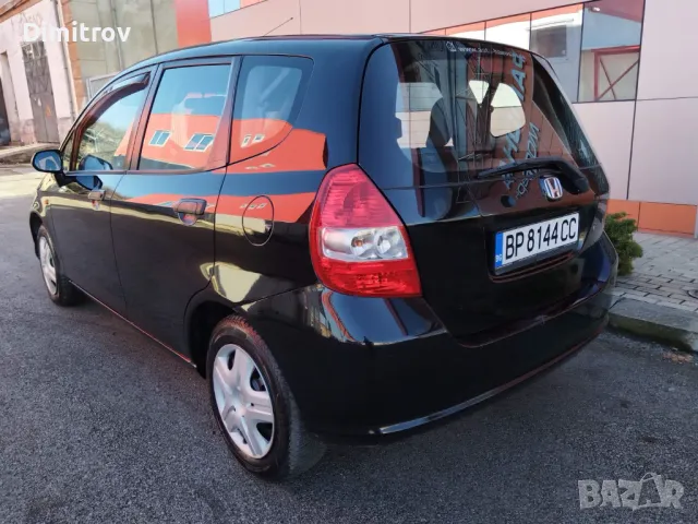 Продава се Хонда джаз Honda jazz 1.4i, снимка 4 - Автомобили и джипове - 48888197