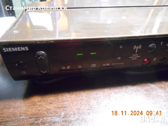 SIEMENS RG 389 Radio Clock Alarm - vintage 94, снимка 3 - Други - 48530730