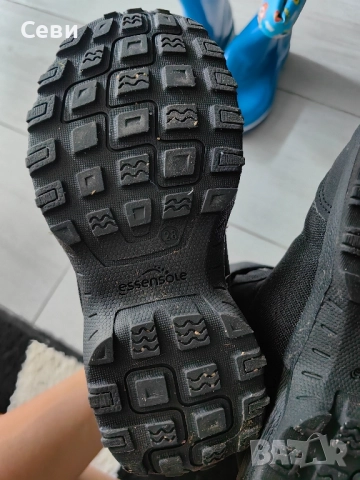 ботуши и маратонки , снимка 5 - Детски боти и ботуши - 51498489