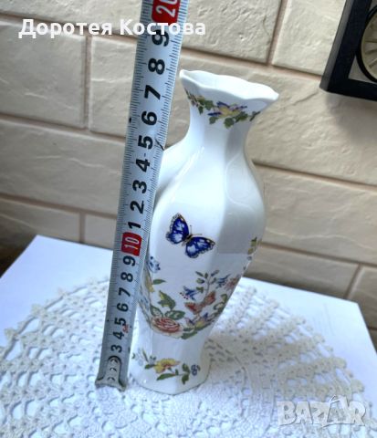 Красива ваза от фин костен порцелан от Англия, снимка 6 - Антикварни и старинни предмети - 45471393