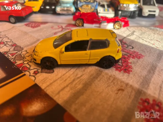 Matchbox Golf V GTI, снимка 1 - Колекции - 49007776