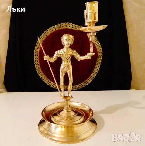 Бронзов свещник,скулптура Landsknecht leuchter,1.7 кг. , снимка 10 - Антикварни и старинни предмети - 54101894