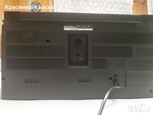 HITACHI TRK-8020E, снимка 8 - Радиокасетофони, транзистори - 54045154