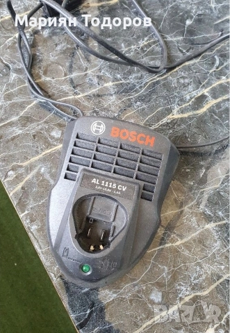 Зарядно BOSCH 10.8, снимка 2 - Други инструменти - 52866079