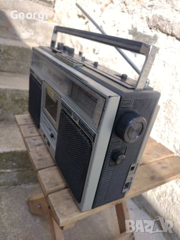 JVC RC-646 радио касетофон , снимка 2 - Радиокасетофони, транзистори - 46230395