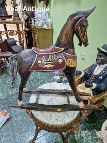 Прекрасна много стара антикварна дървена фигура статуетка люлеещ се кон, снимка 3 - Антикварни и старинни предмети - 49519016