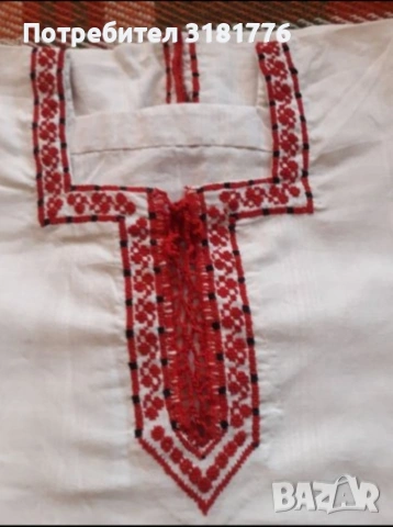 Дамска автентична риза бродирана с шевица.