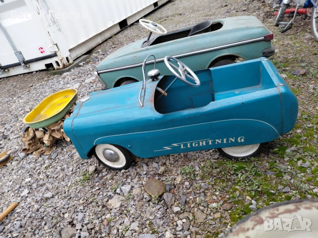 Количка с педали Lightning