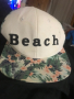Дамска шапка Beach 